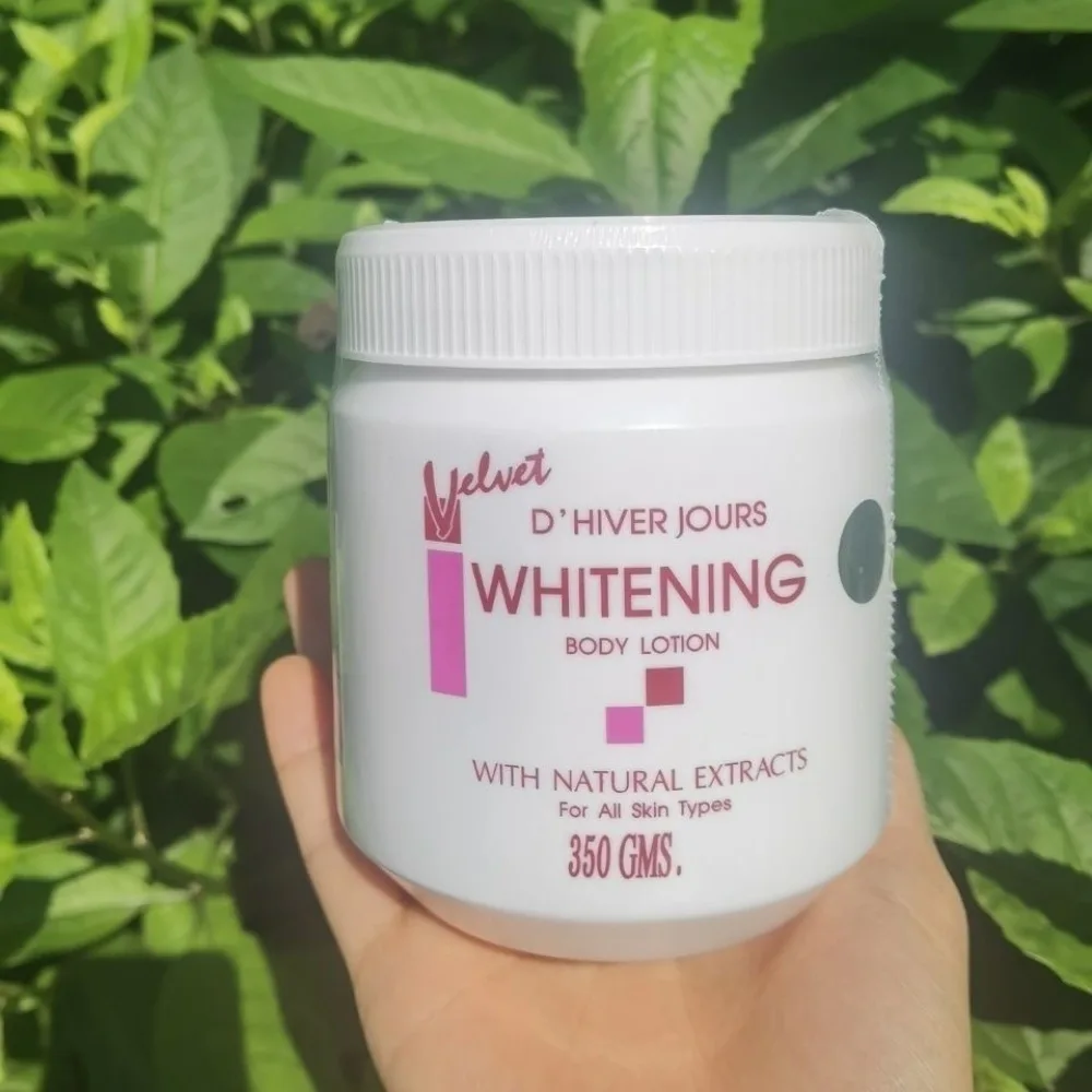 

WHITERNING Body Lotion Kem Duong Body MOISTURIZING Cream 350g with NATURAL EXTRACTS For All Skin Types