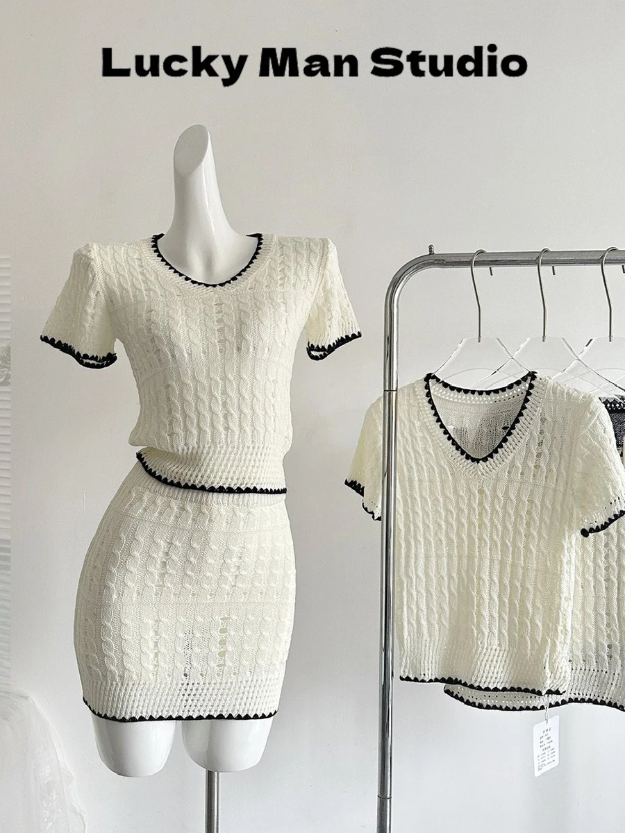 

Handmade V-neck Knitted Top And Half Skirt Set Women's Summer Charismatic Cute Style Polyester Fiber 100% No Brand Registered