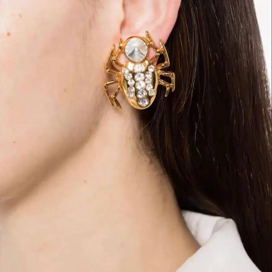 Imagem -05 - Spider Crystal Ear Clip para Mulheres Brinco Cor Dourada Designer de Moda Europa e América Tendência de Jóias de Alta Qualidade