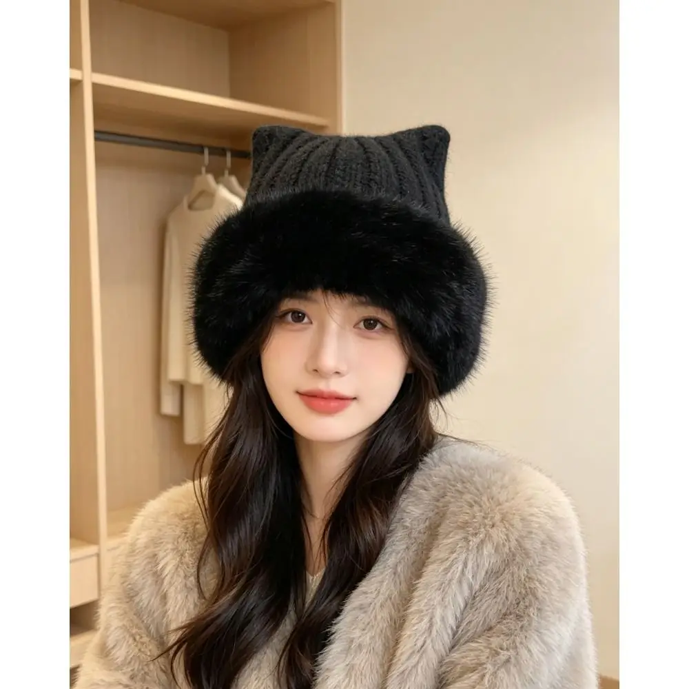 Polyester Fuzzy Knitted Bucket Hat Faux Fur Brim Earflap Winter Ear Protection Hat 56cm To 60cm Head Circumference