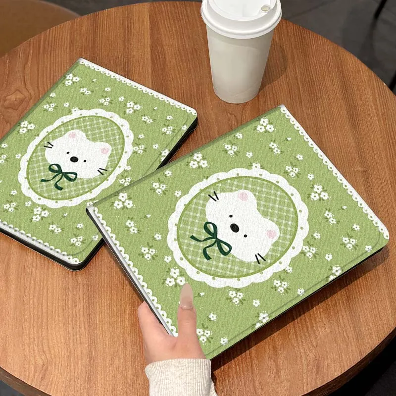 

Tulip flower and kitten For iPad Pro Air Mini 1 2 3 4 5 6 7 7th 8th 9th 10th 11th 10.2 9.7 10.5 10.9 11 12.9 Tablet Case