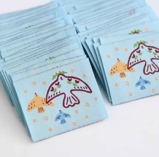 Cartoon Woven Fabric Label Birds and Nature Custom Clothing Accessory Trademark Collar Label Source Factory in Stock