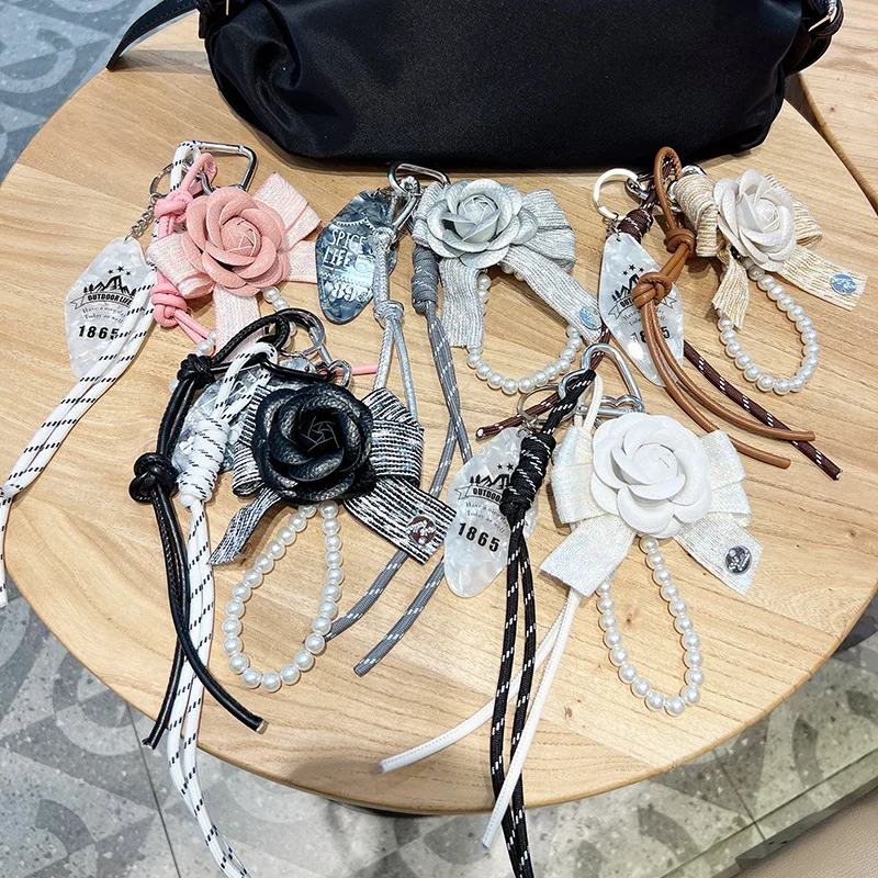Cute Sweet Synthetic Rose Camellia Flowers Keychain For Women Pearl Chain Trinket Key Chains Ring Car Bag Pendent Charm