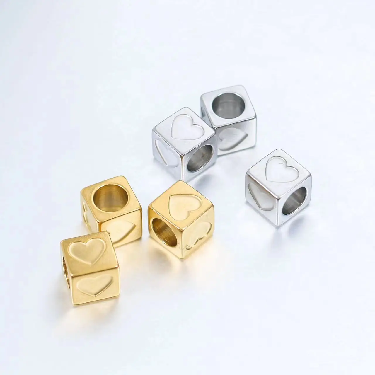 3pcs/ lot 6mm Stainless Steel Through-holesquare Cube Beads for Jewelry Making  pendant DIY bracelet necklace square accessories