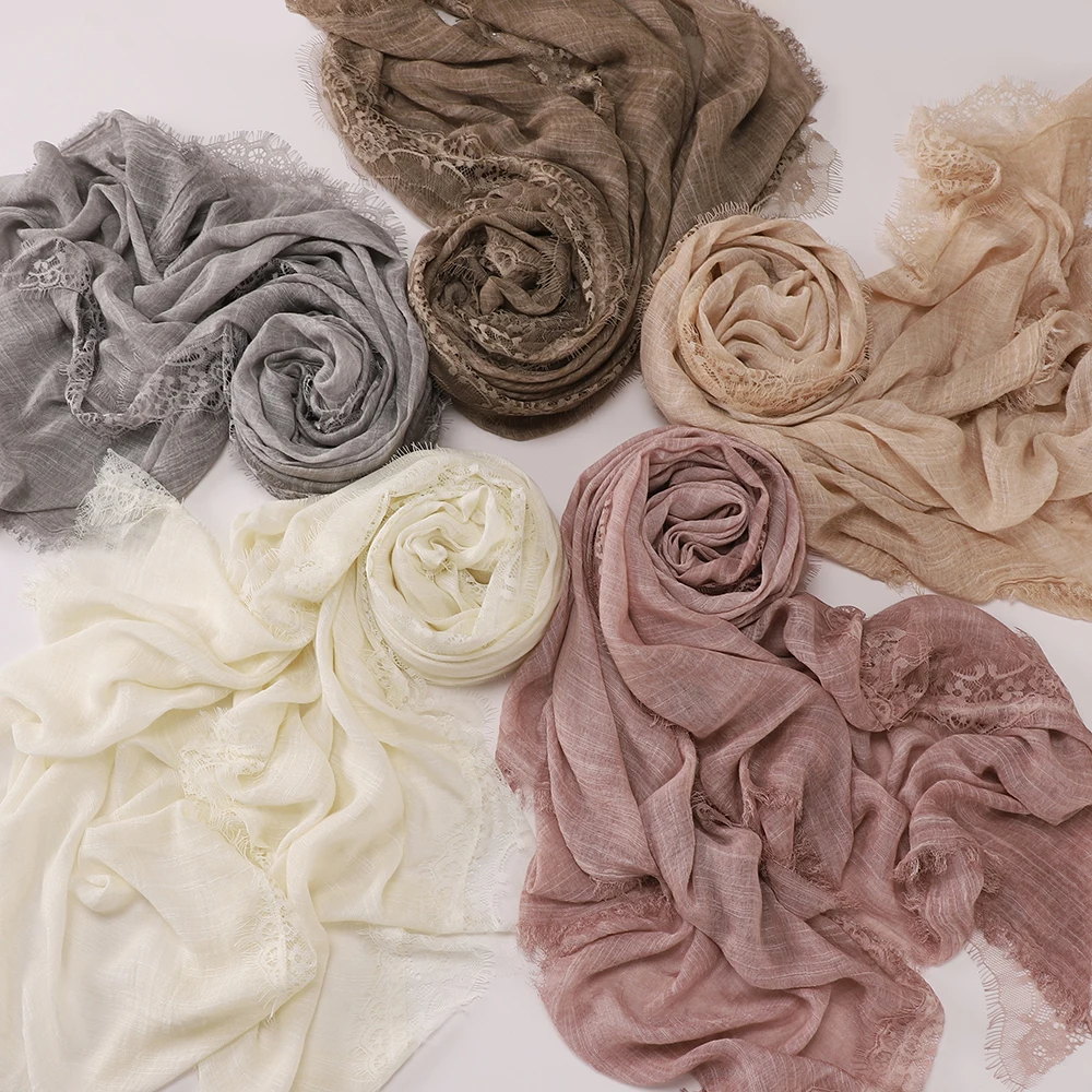 Eleganter Spitzenbesatz Baumwoll-Hijab Muslimischer Kopfschmuck Einfarbiger Islamischer Schal Weicher Atmungsaktiver Schal für Reisen und Alltag – Detail 9