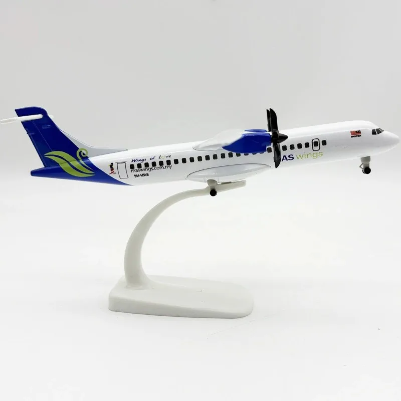 

Aircraft Replica Diecast Metal Plane ATR East Malaysia Airlines Model ATR 20cm With Landing Gear Propellers Collectible