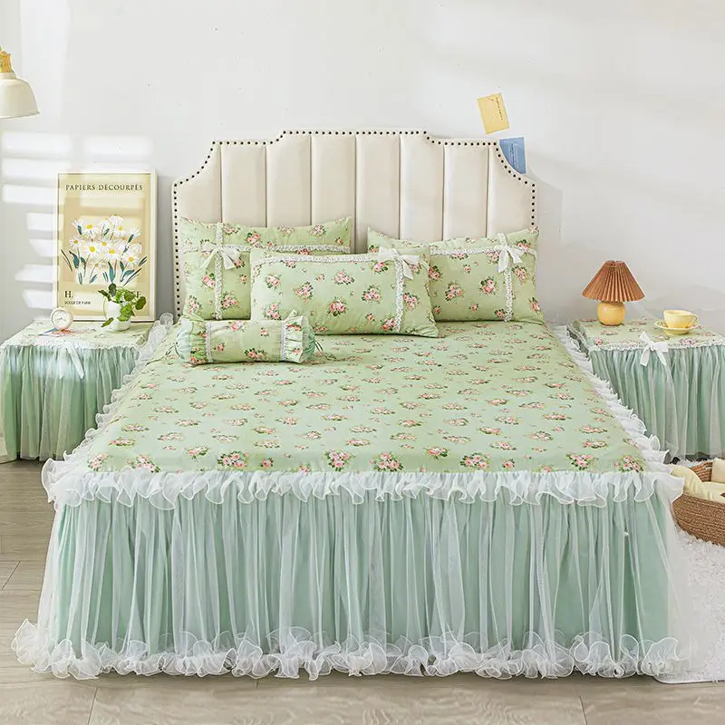 

3 Pcs Plush Cotton Bedspread on The Bed Princess Style Double Layer Ruffle Lace Skirt Bedding Queen King Size with Pillowcases