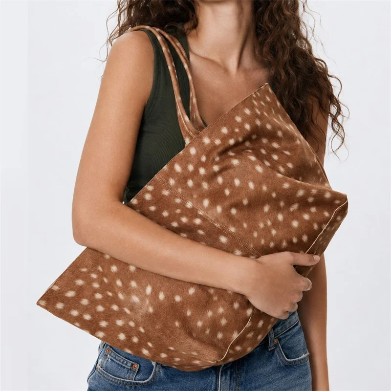 New Vintage Faux Suede Shoulder Bag for Women,Fashion Designer Vegetable Commuting Tote Bag Large Capacity Retro Underarm Bag