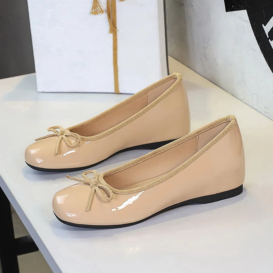 أحذية النساء ليوبارد أسافين مضخات فراشة عقدة ساحة تو ميد الكعوب أحذية موضة مضخة الضحلة الانزلاق على الشرائح الأسود النبيذ الأحمر