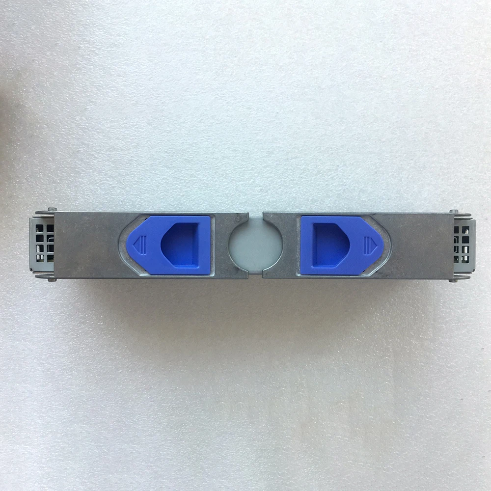 

2020 Battery V7000 31P1807 00AR085 R0668-F0035-03 2076-112 00RY033 2076-624 2076-524 High Quality Fast Ship