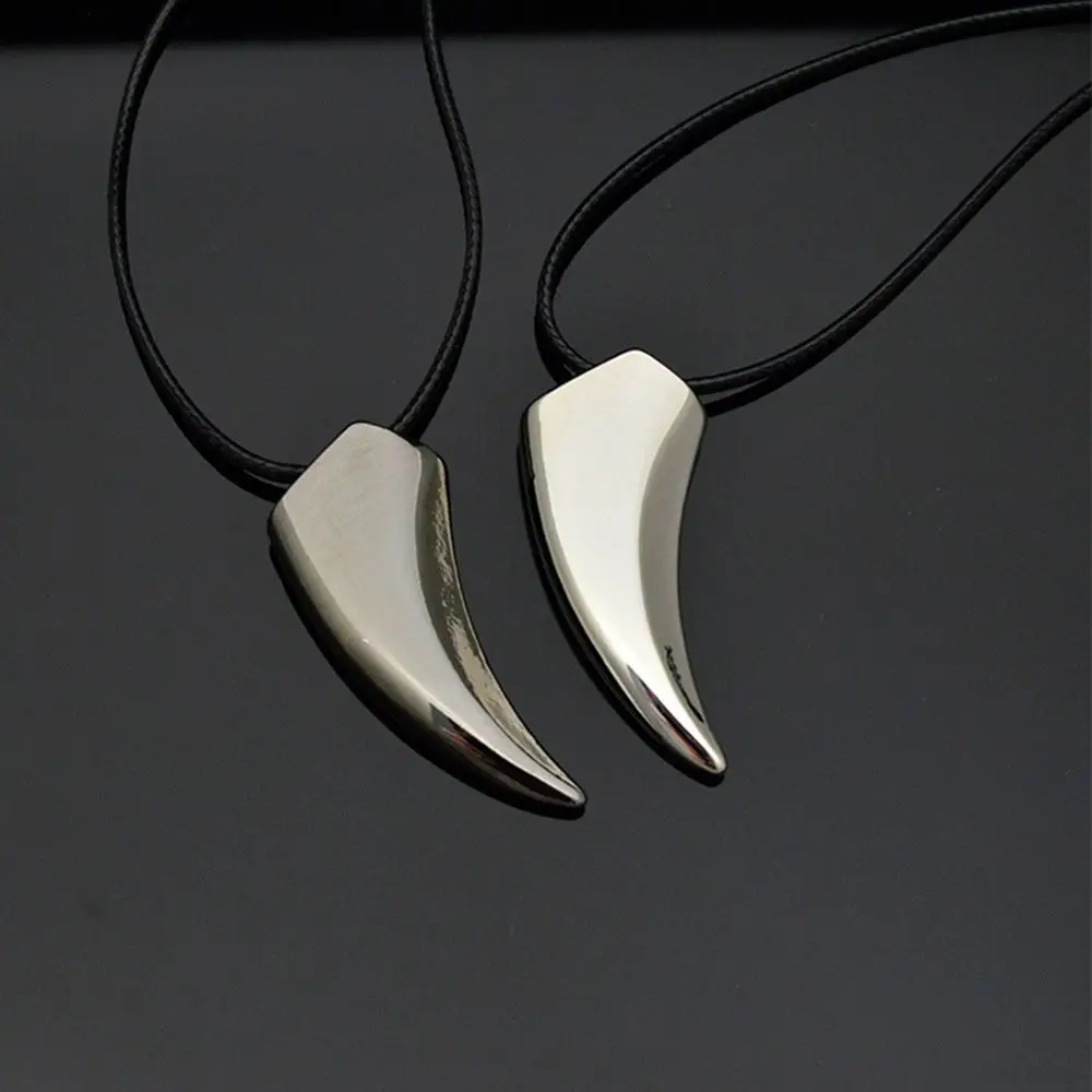 Lover's Brave 1PC Alloy New Steel Titanium Men's Fashion Necklace Tooth Wolf Jewelry