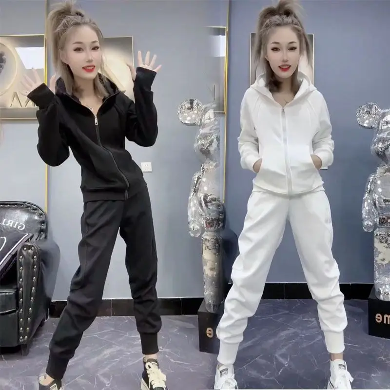 

Осенний новый корейский стиль, повседневный комплект спортивной одежды для женщин, пальто на молнии с капюшоном + укороченные брюки с завязками на ногах, комплект из двух предметов