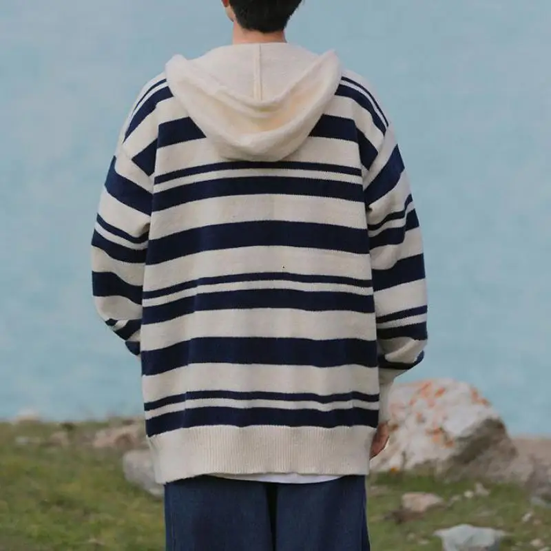 M-XXXL sweater bertudung leher V pria, pakaian jumper ritsleting lengan panjang dengan bergaris kasual ukuran besar