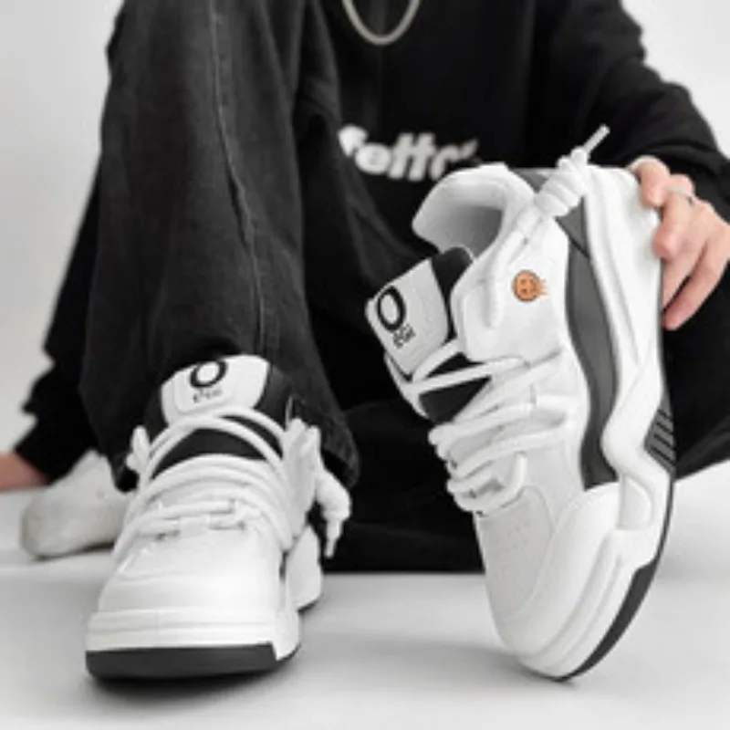 

2025 New Comfort Casual Niche Bread Shoes Platform Student Board Shoes Men's Fashion Shoes 39-45 Size Sneakers Breathabl