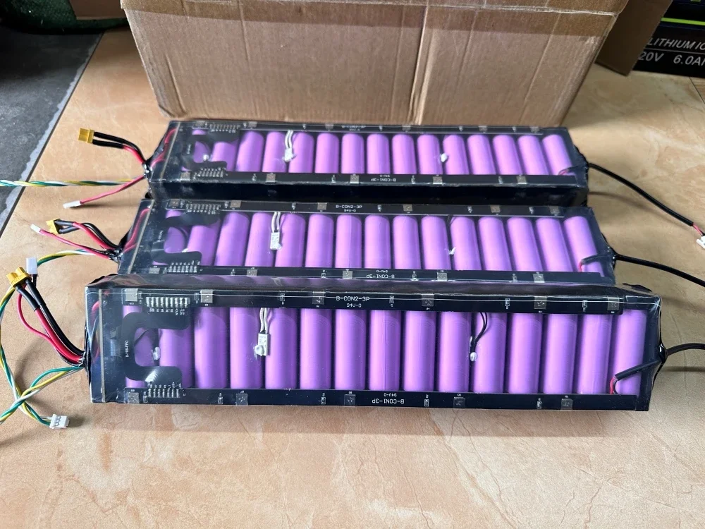 10s3p 7800Ah 36V Li-ion batteries ,For Xiaomi M365/M365 Pro Scooter Electric Batterypack wih Waterproof Bluetooth Communication