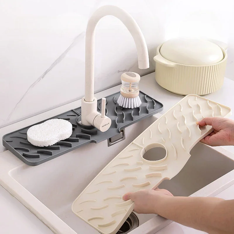 Kitchen Spillproof Silicone Drain Mat Foldable Faucet Countertop Non-slip Mat Soap Cup Storage Mat Ramp Design Quick Drainage