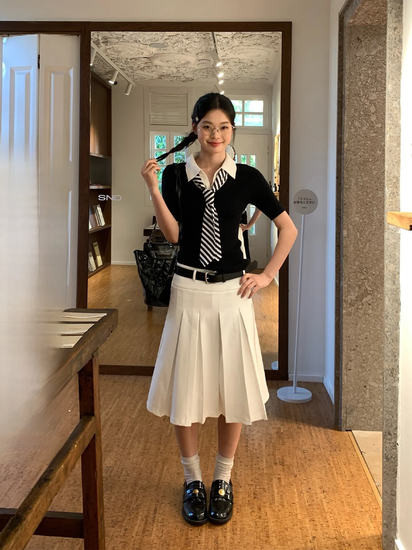 

Юбка женская летняя повседневная плиссированная белая в корейском стиле с завышенной талией А-силуэта от Song Zhengen Academy, стройнящая фигуру