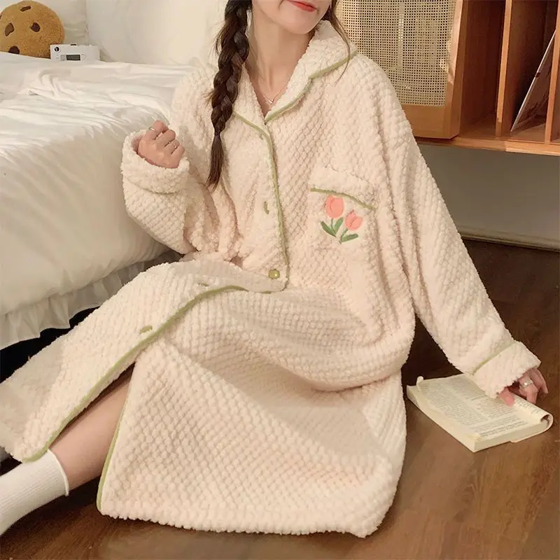 

winter Women's pajamas cute tulip Comfortable Sleepwear girl nightdress fleece-lined thicken Pajama keep warm flannel homewear