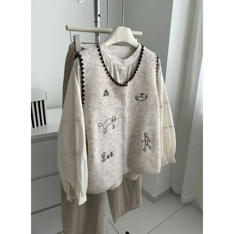 

Cardigan for Women with Design Lace Sweater Vest Age-reducing Cartoon Embroidered Cute