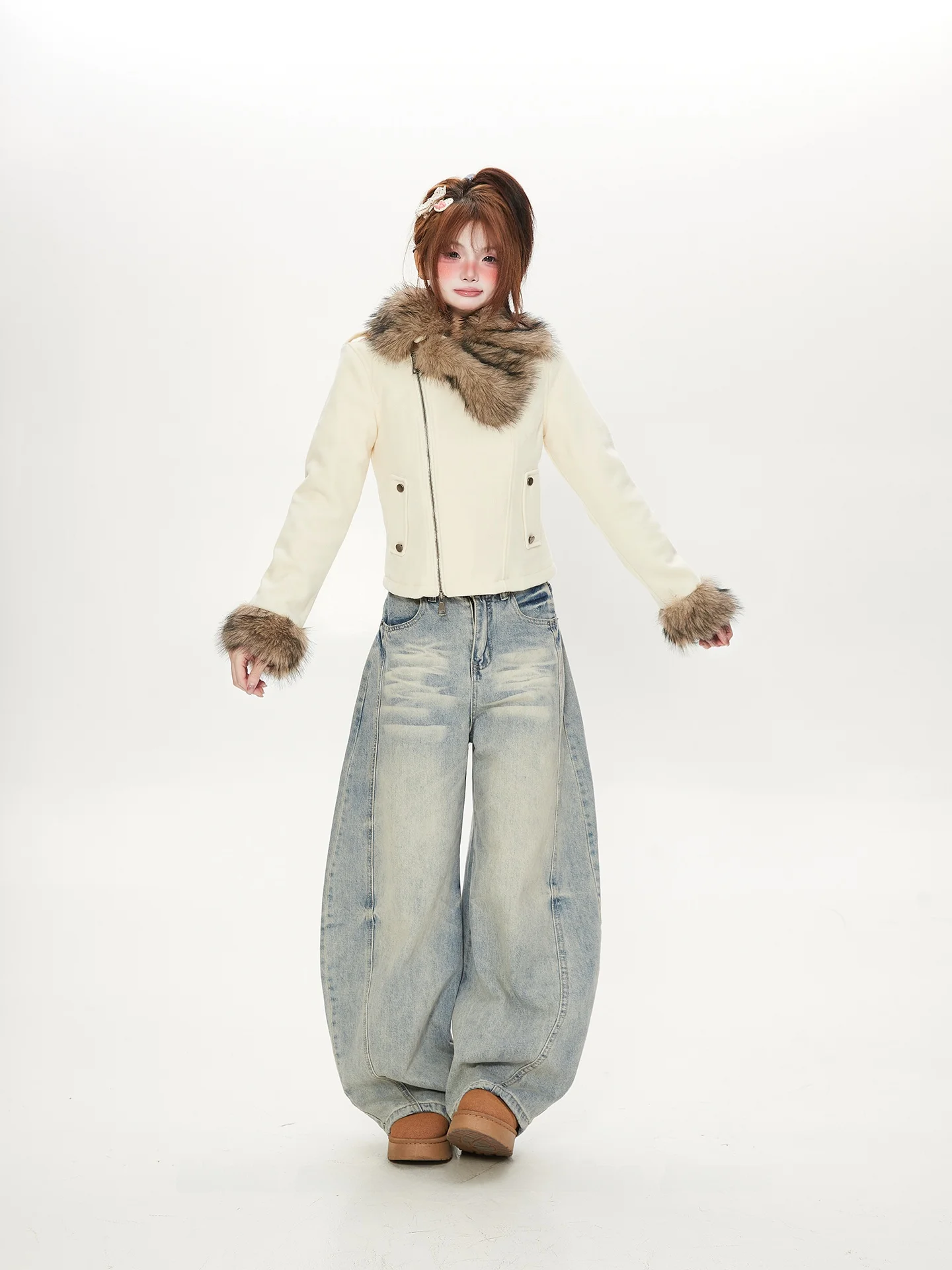 veste-de-moto-ajustee-avec-col-en-fourrure-design-d'hiver-pour-femmes-sens-du-style-melange-de-coton-vetements-d'exterieur