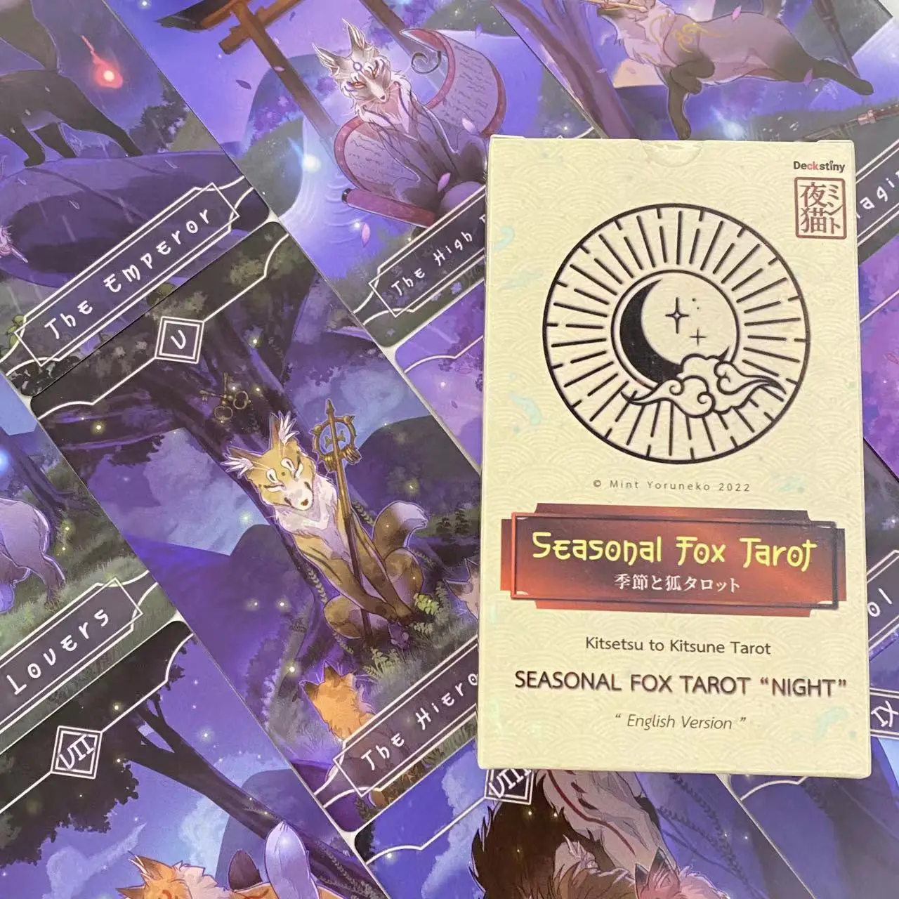 12*7cm Seasonal Fox Tarot with Guidebook for Beginners 79 Pcs Cards