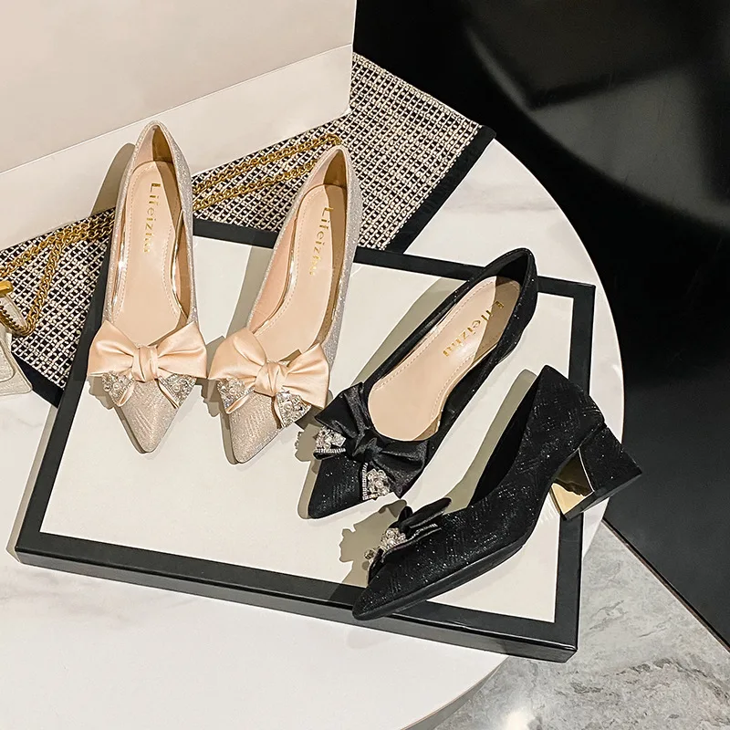 Size 35-43 Women Pointed Toe Leather Flats Shoes Heels Pumps Designer Style Party Wedding Bowknot Office Lady Slip on Dress Shoe