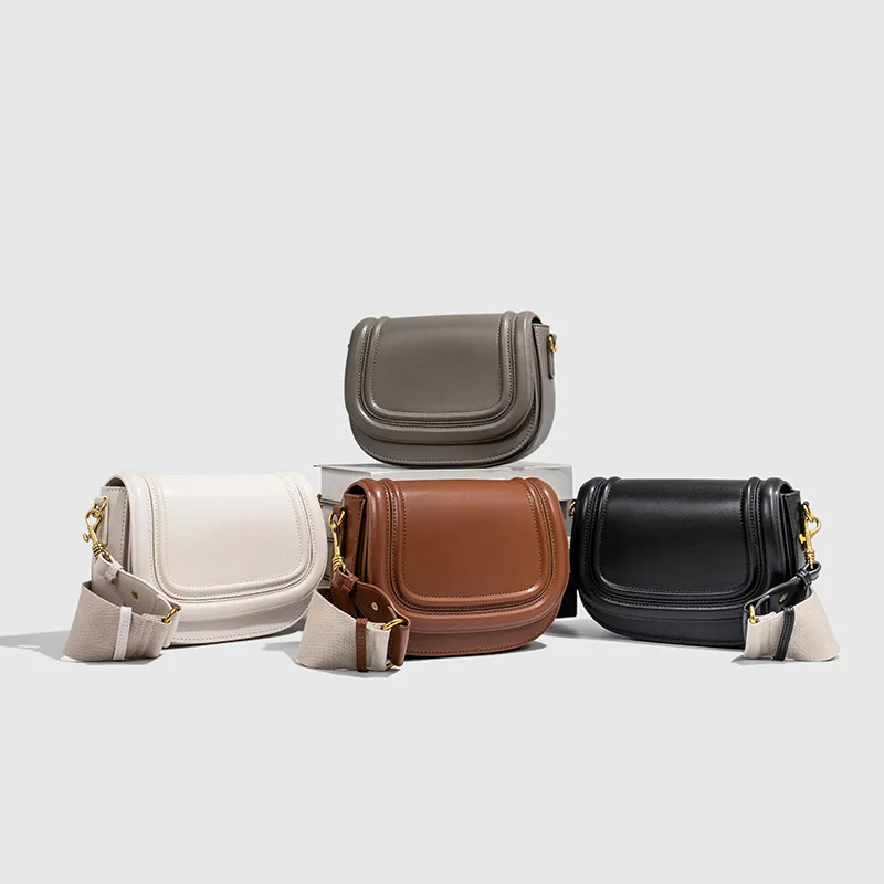 

New Fashion Saddle Bag Wide Strap Large Capacity Casual Travel Shoulder Crossbody Bag Trendy Women Versatile Purse