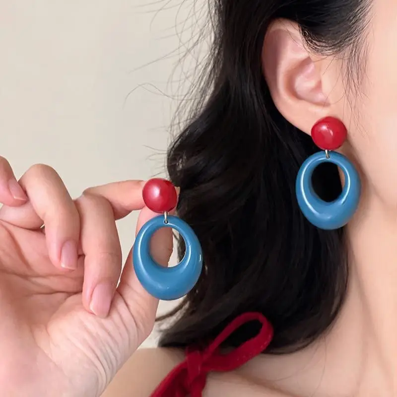 Retro Gentle Red And Blue Contrasting Colors Elliptical Hoop Earrings For Women Simple Resin Drop Earrings Party Jewelry Gifts