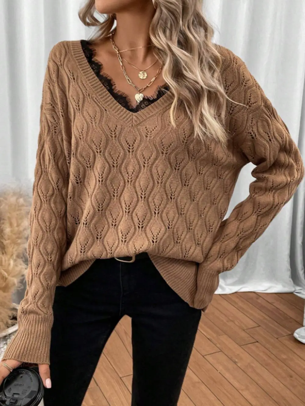 

Женский вязаный топ с v-образным вырезом и длинными рукавами на кружевной отделке LD800128