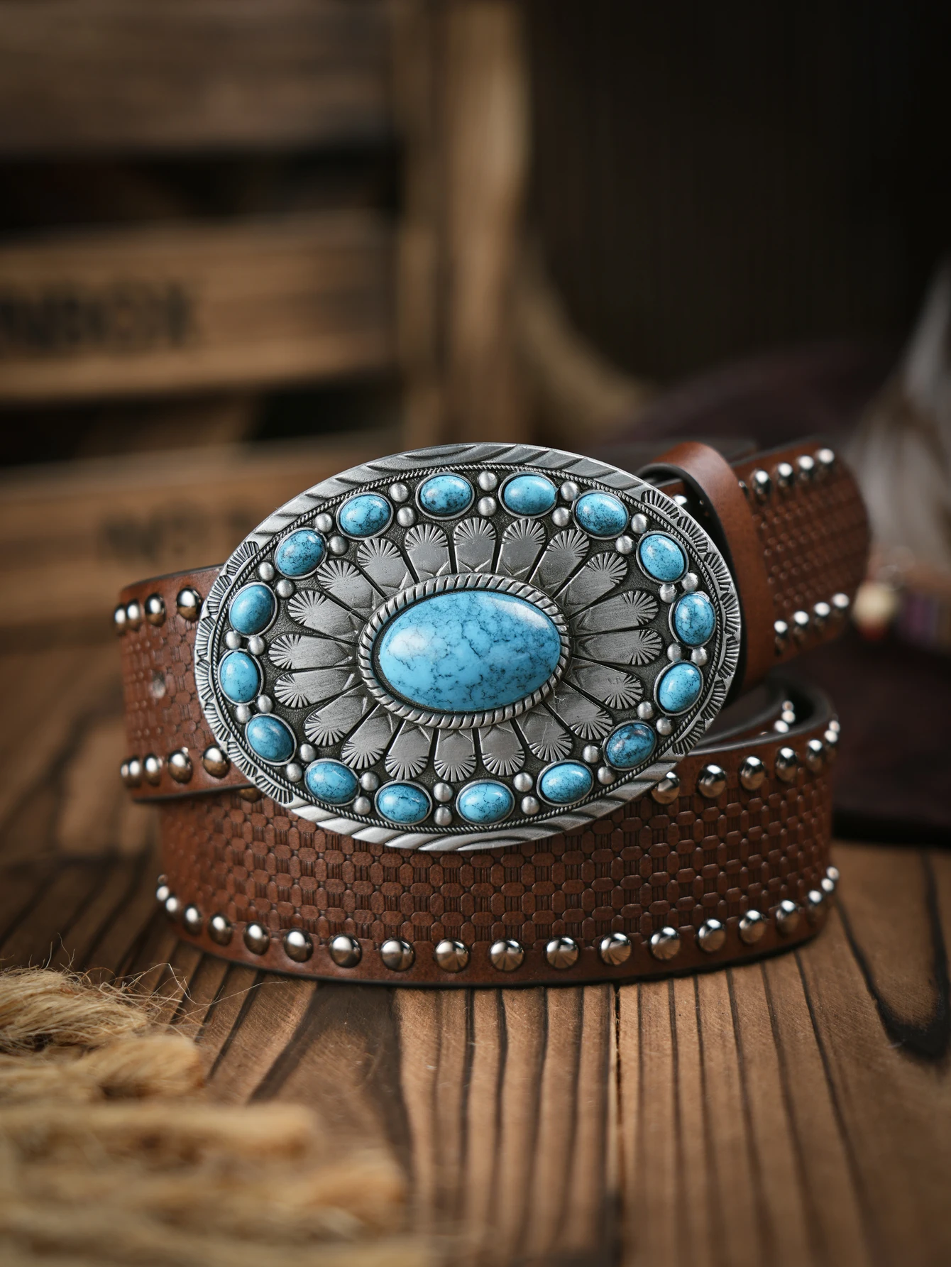 Ein lässiger Retro-Gürtel im Western-Stil für Herren und Damen! PU-Ledergürtel mit Metallschnalle, geeignet für den täglichen Arbeitsgebrauch – Detail 3