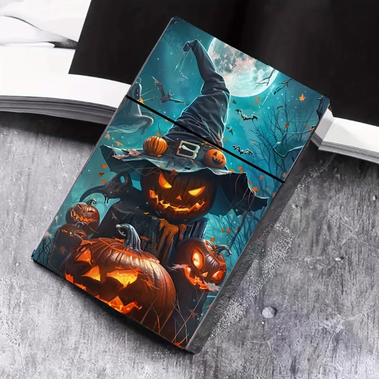 Chic Halloween-Themed Women'S Cigarette Case - 84Mm Plastic Storage Box With Flip Cover, Perfect For Cigarettes & Candies