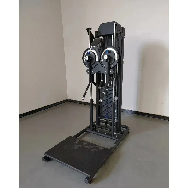 Lateral deltoid strength trainer for commercial gyms