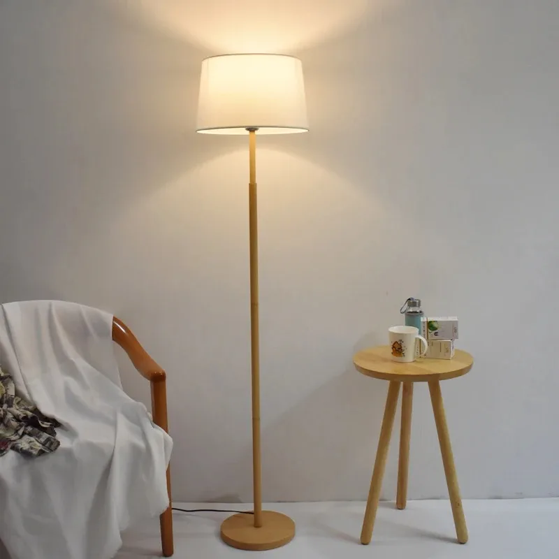 

Скандинавский минималистичный современный деревянный торшер, светодиодный тканевый абажур для гостиной, ресторана, спальни, кабинета, ножной выключатель, стоячий светильник