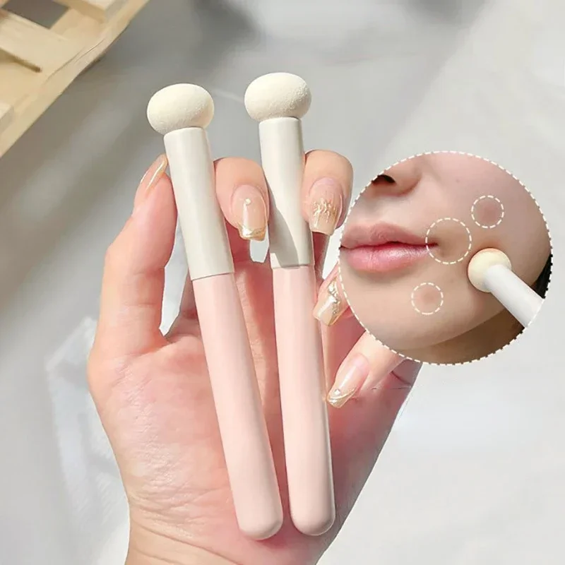 Mantou คอนซีลเลอร์แปรงผู้หญิงไร้ที่ติแปรงแต่งหน้า Under-Eye หนาแน่นแปรงแต่งหน้าผสม Multi-Functional Soft ขนแปรง