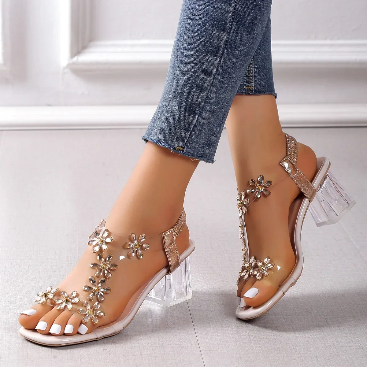 

Женские Zapatos, лето 2021, элегантная модная обувь из ПВХ с кристаллами и цветами на массивном каблуке с открытым носком и ремешком сзади, женские сандалии