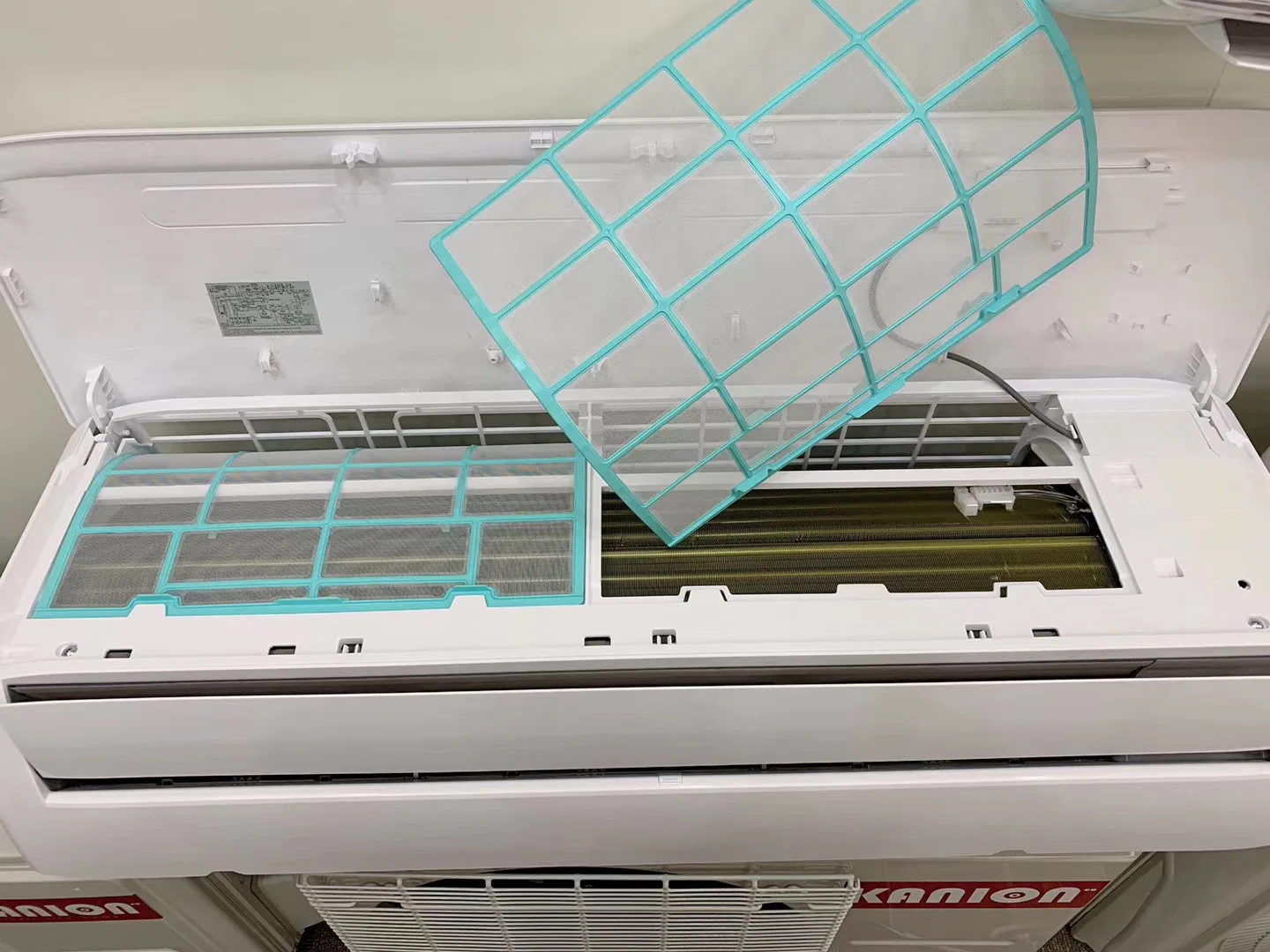 مكيف هواء بمضخة حرارية سبليت DC CE A++ 12000BTU R410a متعدد المناطق العاكس