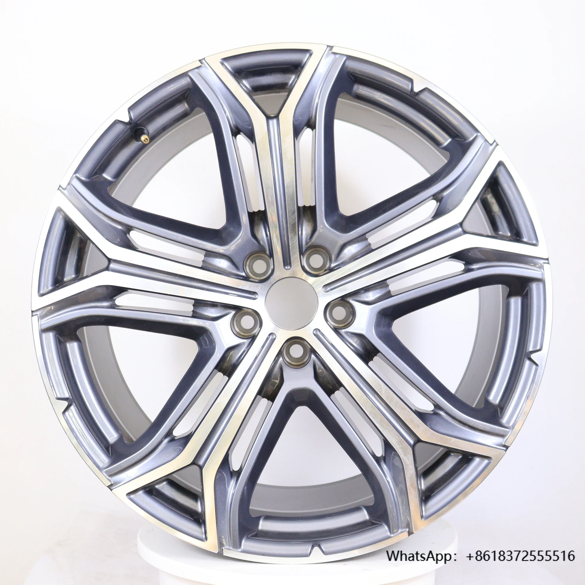 

da21 Inch Original Genuine Wheel Hub 5x114.3 670138126 Suitable for Maserati Levante President Jiboli Casting Rims