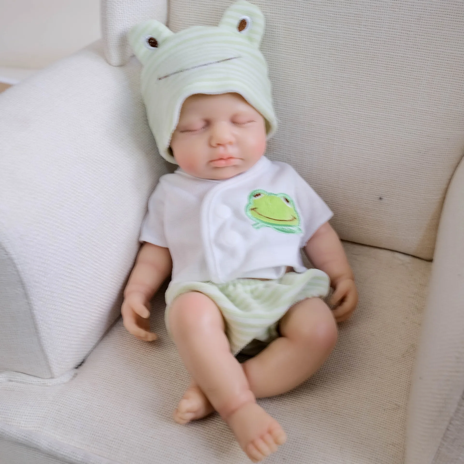 

Handmade Solid Silicone Reborn Doll Toy Crafting Kit - Collectible Artisanal Doll Making Supplies