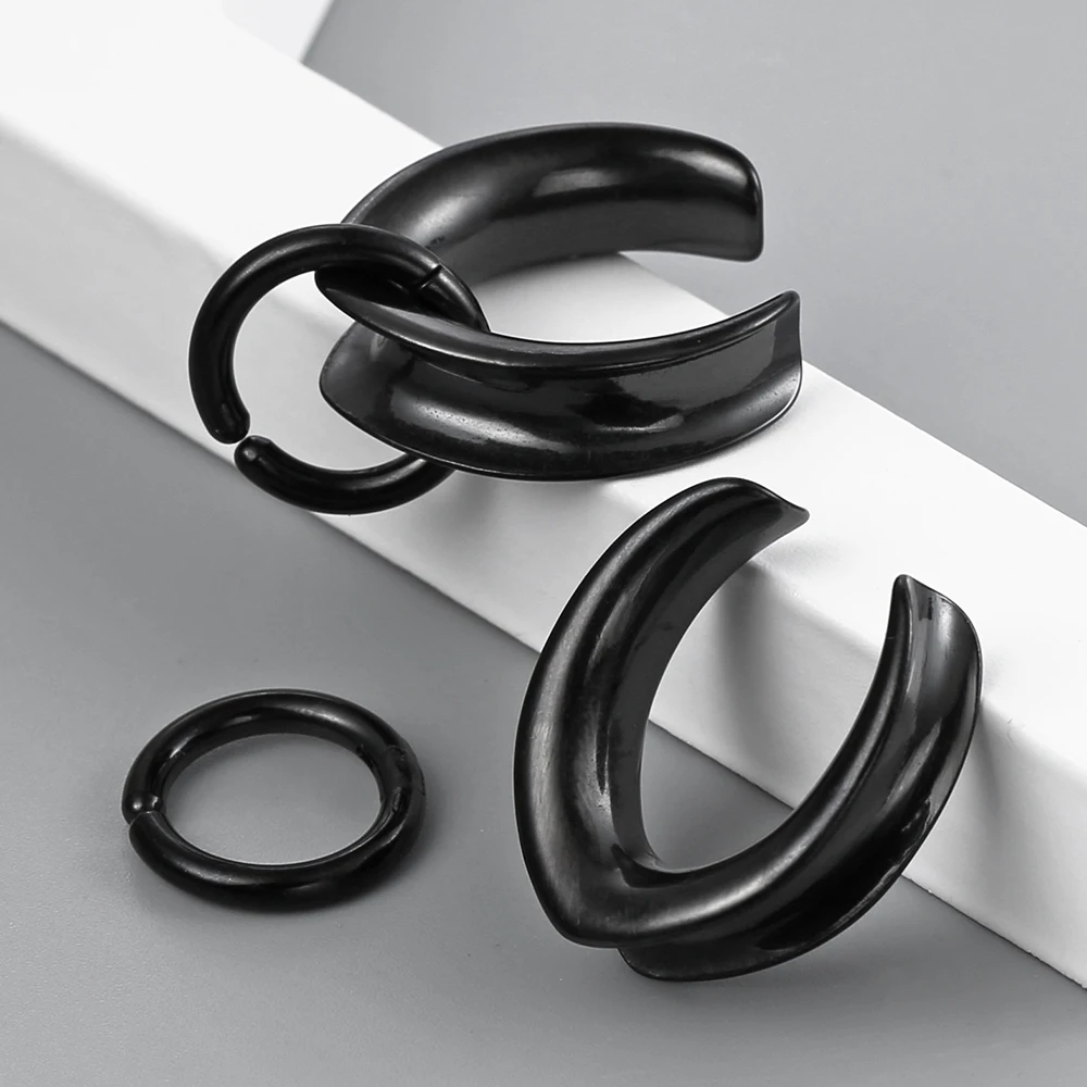 Twolobes 2PCS New Fashion Saddle Plugs Tunnels with Rings Stainless Steel Expander Plugs Piercing Women Body Jewelry Stretcher