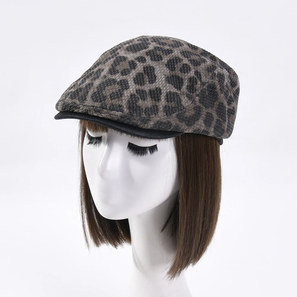 

Jxwatcher Fashion Leopard Print Forward Hat Wome's Niche Street Trend Flat Top Newsboy Cap Unisex Spring American Retro Hats New