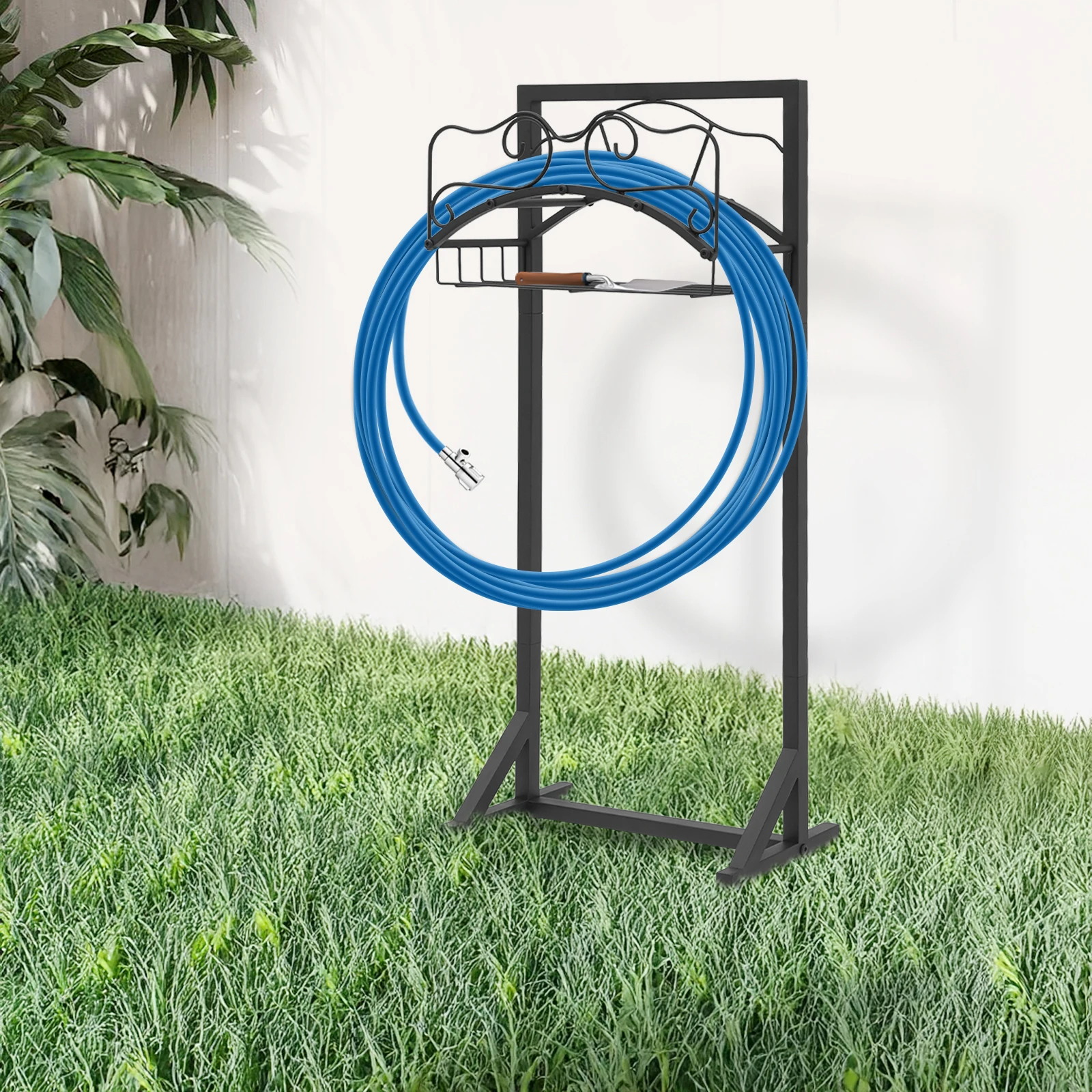 Robuster Gartenschlauchhalter aus Eisen mit Werkzeugablage, 50 Pfund Tragfähigkeit, rostbeständiger pulverbeschichteter Ständer, mobiler Wasserschlauchständer mit Rädern und Mehrzweck-Ablage für Rasen, Terrasse, Hinterhof. – Detail 6