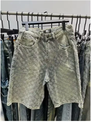 

New Light Blue Distressed Denim Shorts for Men 2025 Summer Fashion hole Straight Leg Smart Niche Design Men's Casual pants