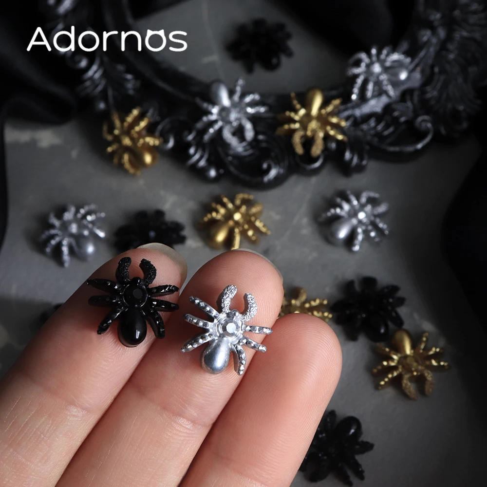 15 pezzi di ciondoli creativi per nail art ragno 3D nero dorato argenteo design ragno serie Halloween accessori per decorazioni per unghie fai da te