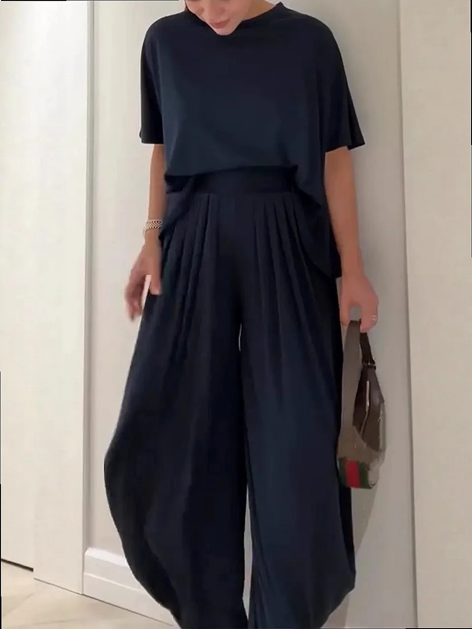 Solid Casual Loose Comfortable Round Neck Wide Leg Pants Women Matching Set Jumpsuit Playsuit