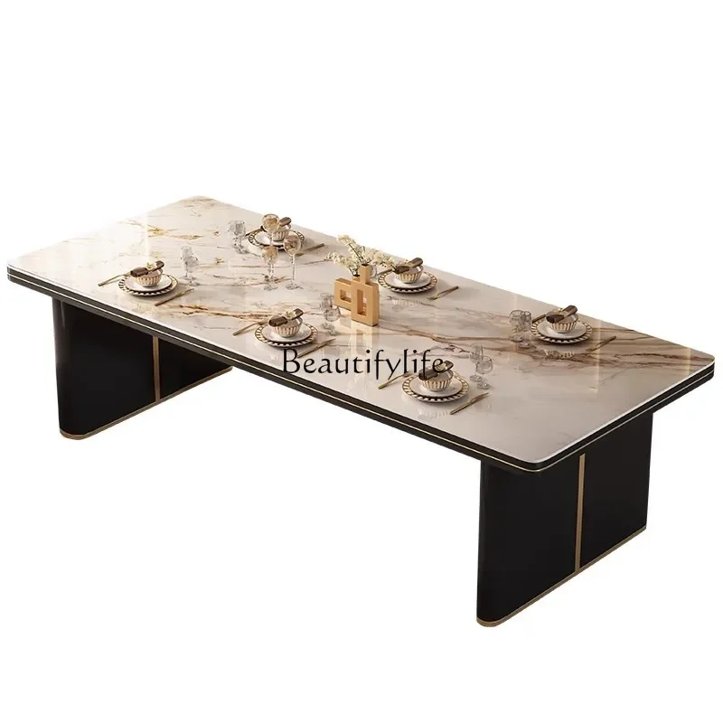 

Обеденный стол и стулья в стиле итальянской лёгкой роскоши, комбинация для виллы, высококлассный клубный обеденный стол с каменной столешницей.