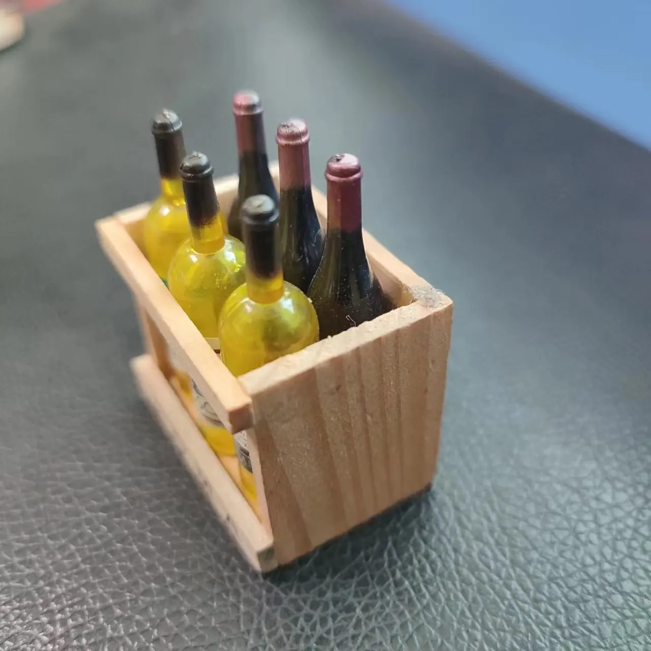 1/6 Schaal Bar Tafel Mini 5 Wijnflessen Met Houten Wijnrek Model Frame DIY Scène Accessoires Props Voor 12 Inch Action Figure