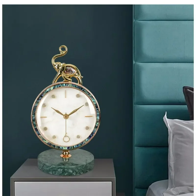 Silent Swing Clock European Style Bedroom Bedside Desktop Decoration Quiet Wall Clock Home Decor