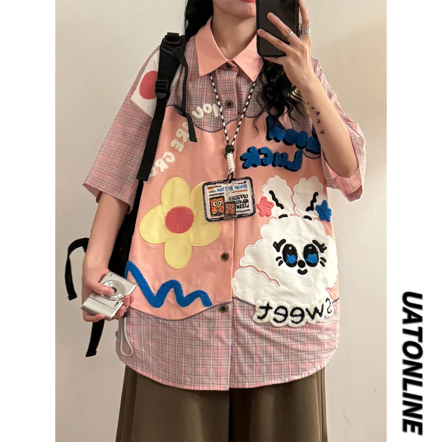 

UATONLINE2026 Летняя женская рубашка в американском ретро-стиле с цветочным и мультяшным принтом, пэчворк, свободный крой, уличный стиль