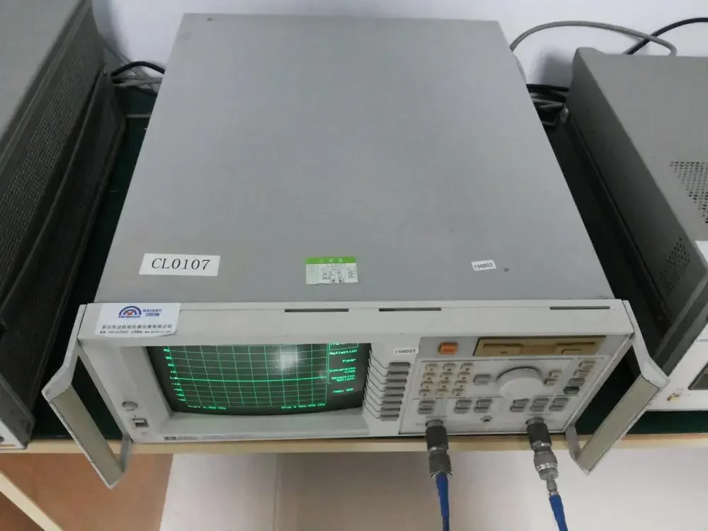 Agilent 8714ET  Vector T/R Network Analyzer 300 kHz - 3 GHz