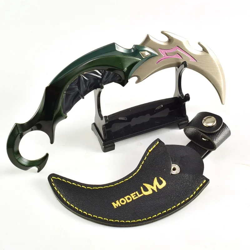 17cm/6.69in Valorant Game Peripheral Weapons Models Metal Crafts Fluorescent Leather Cases Shadow Hook Weapons Desktop Display